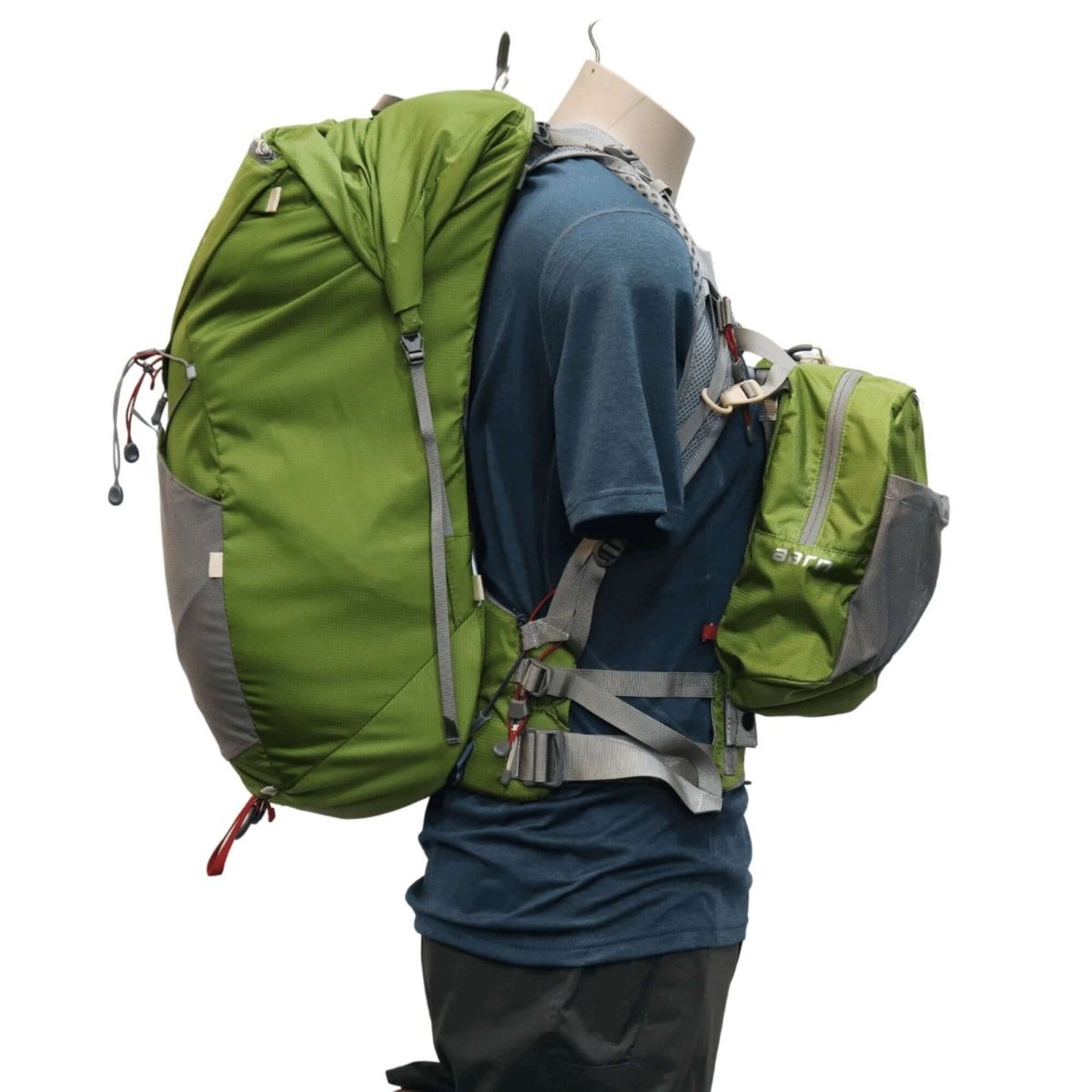37 Liter Aarn Mountain Magic Backpack